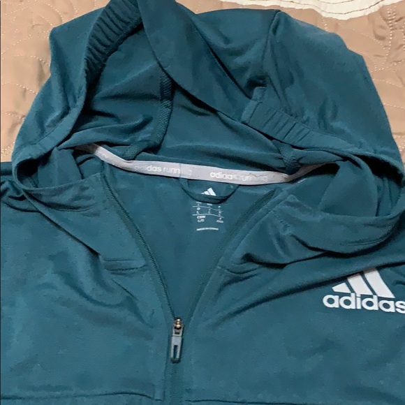 Top - Picture 4 of 4